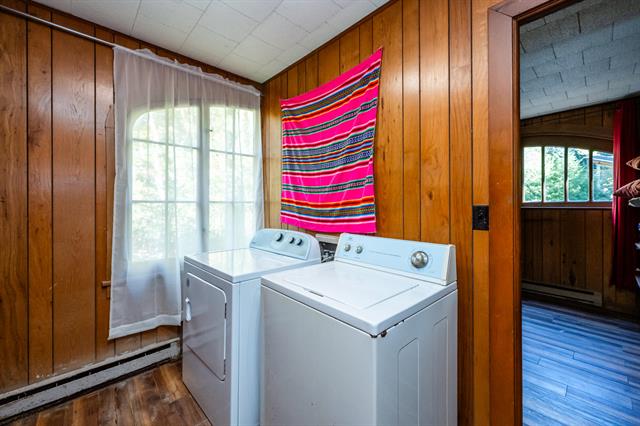 Builiding view nineteen for 14370 Lakeshore, Lakeside, MI. 49116