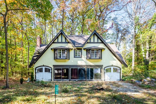 Builiding view thirty five for 14370 Lakeshore, Lakeside, MI. 49116