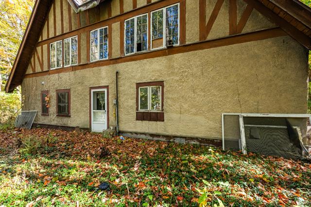 Builiding view thirty three for 14370 Lakeshore, Lakeside, MI. 49116