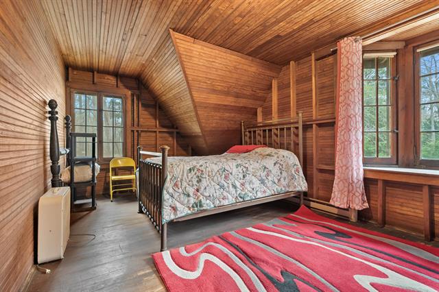 Builiding view twenty five for 14370 Lakeshore, Lakeside, MI. 49116