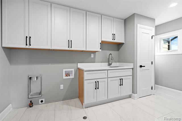 Builiding view thirty three for 1356 Masters, Metamora, MI. 48455