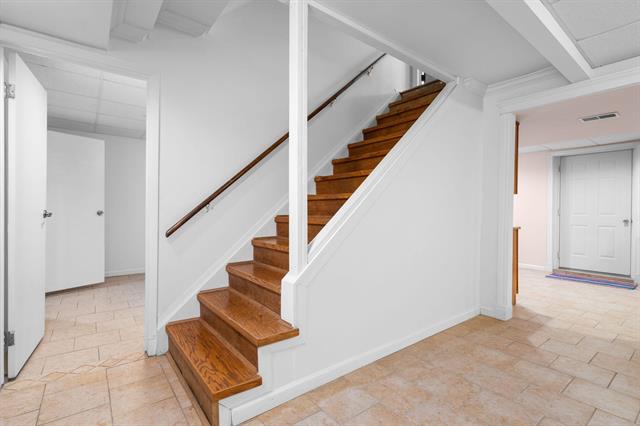 Builiding view forty six for 3620 Charter, Ann Arbor, MI. 48105