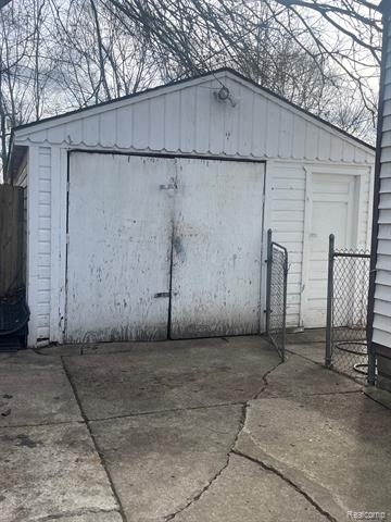 Builiding view eight for 18274 Woodbine, Detroit, MI. 48219