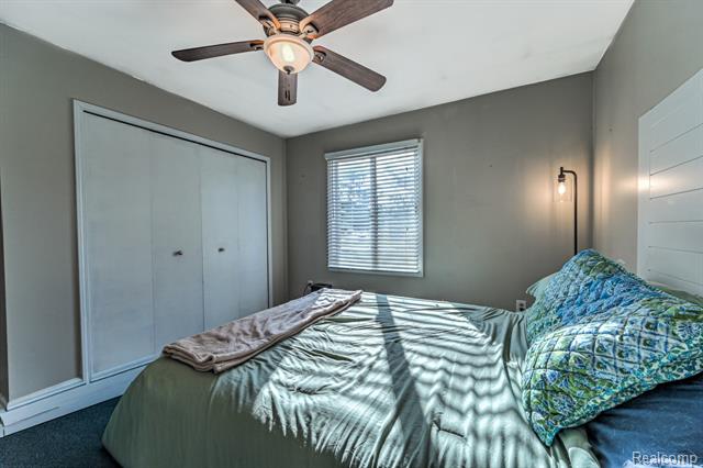 Builiding view forty one for 4250 White Oak, Commerce Township, MI. 48382