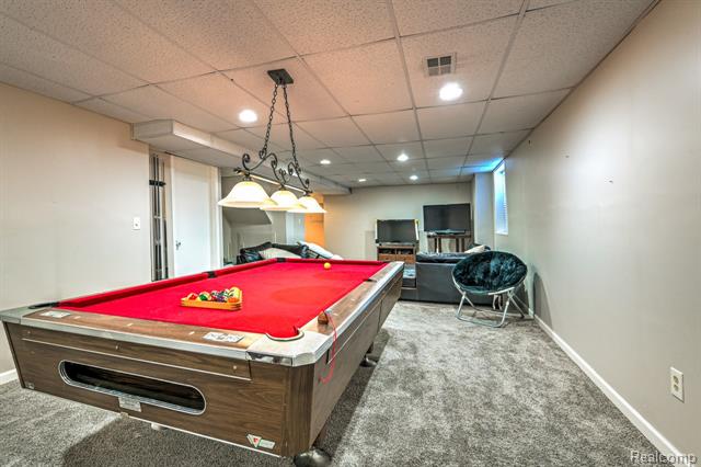 Builiding view forty six for 4250 White Oak, Commerce Township, MI. 48382