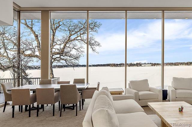 Builiding view seven for 3468 Pine Estates, West Bloomfield, MI. 48323