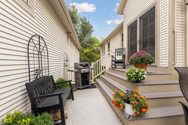 Builiding view fifty three for 416 Enclave, Grand Rapids, MI. 49546