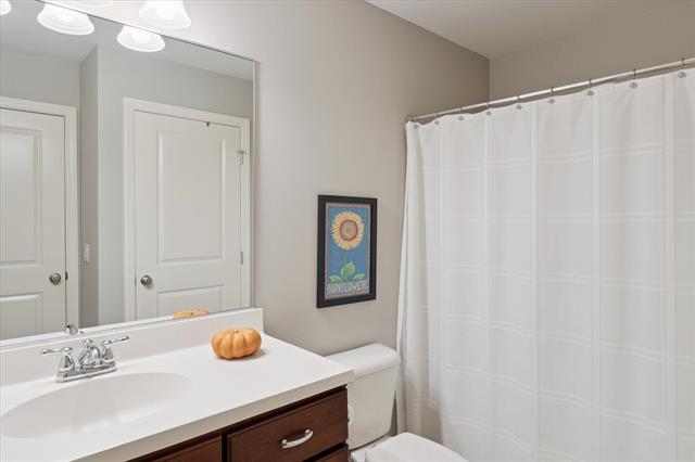 Builiding view forty six for 416 Enclave, Grand Rapids, MI. 49546