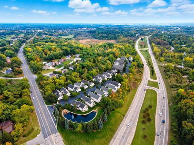 Builiding view sixty four for 416 Enclave, Grand Rapids, MI. 49546