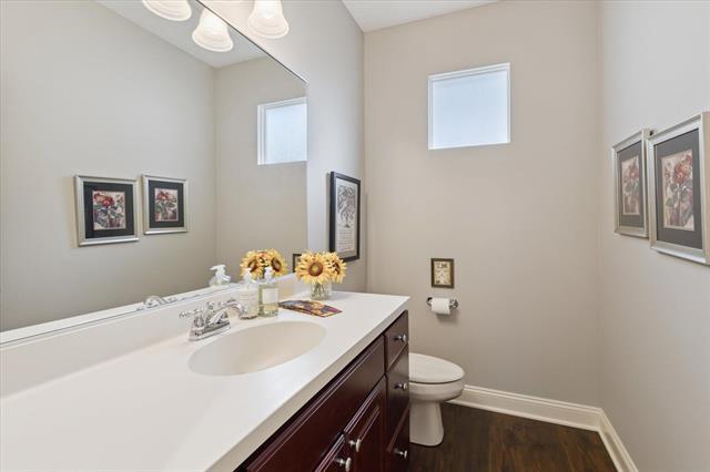 Builiding view thirty seven for 416 Enclave, Grand Rapids, MI. 49546