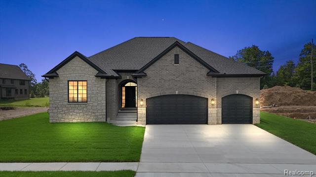 front view for 720 Marlayna Drive, Oxford, Mi. 48371