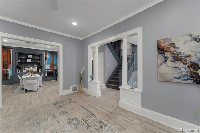 Builiding view four for 4411 Iroquois, Detroit, MI. 48214