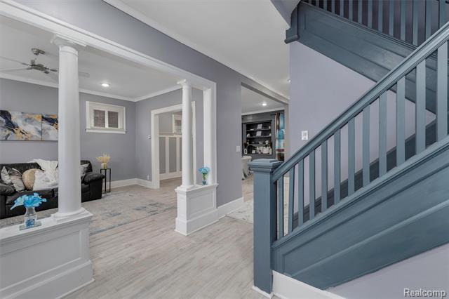 Builiding view six for 4411 Iroquois, Detroit, MI. 48214