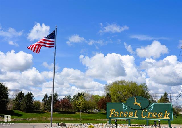 Builiding view forty for 3369 Meadowridge, Davison, MI. 48423