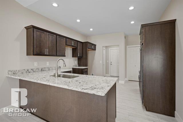 Builiding view ten for 3369 Meadowridge, Davison, MI. 48423