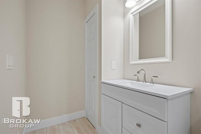 Builiding view twenty nine for 3369 Meadowridge, Davison, MI. 48423