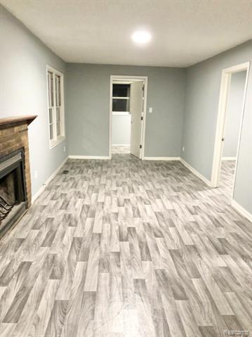 Builiding view two for 4127 Coggins, Flint, MI. 48506