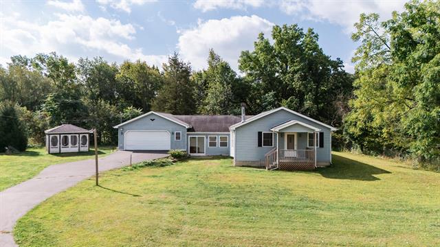 front view for 15250 27 Mile Road, Albion, Mi. 49224