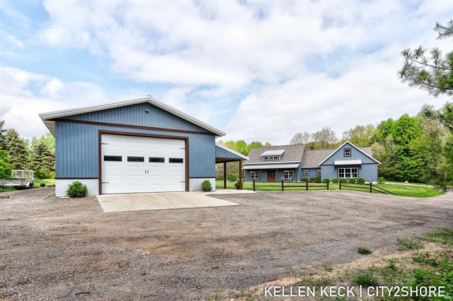 front view for 2263 136Th Avenue, Dorr, Mi. 49323