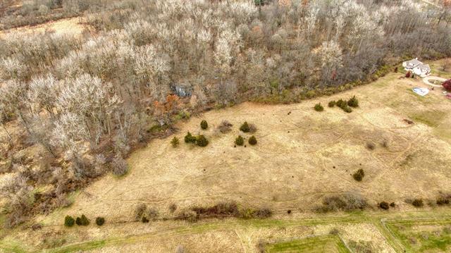 Builiding view fifty five for 1268 Maple Ln, Brooklyn, MI. 49230