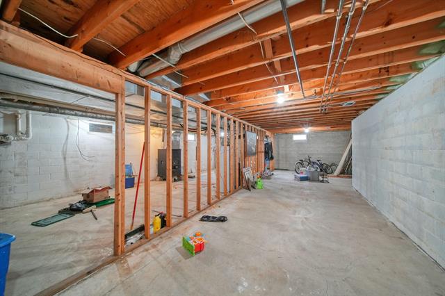 Builiding view thirty two for 1268 Maple Ln, Brooklyn, MI. 49230