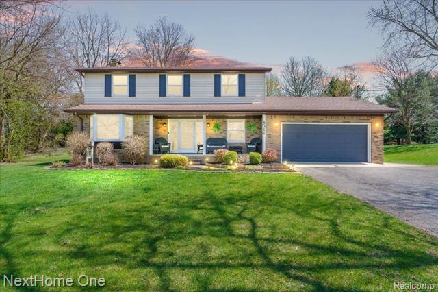 front view for 5311 Red Fox Drive, Brighton, Mi. 48114