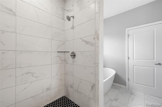 Builiding view eighteen for 5232 Farmridge, Grand Blanc, MI. 48439