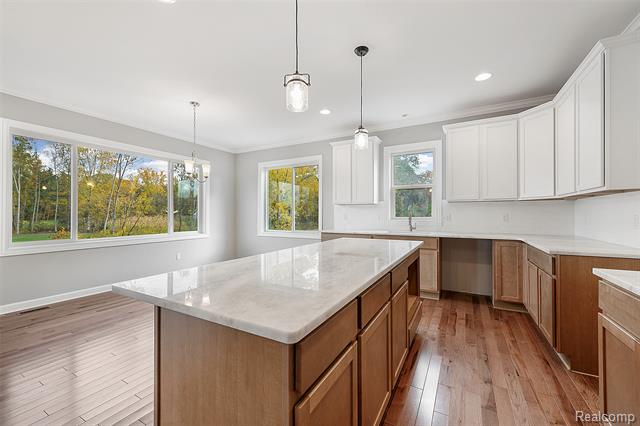 Builiding view twelve for 5232 Farmridge, Grand Blanc, MI. 48439