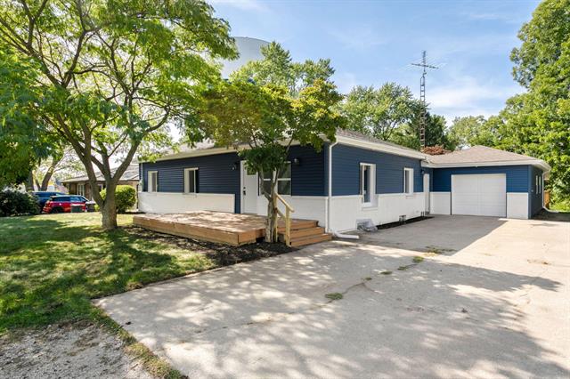 Builiding view one for 3118 Cleveland, Saint Joseph, MI. 49085