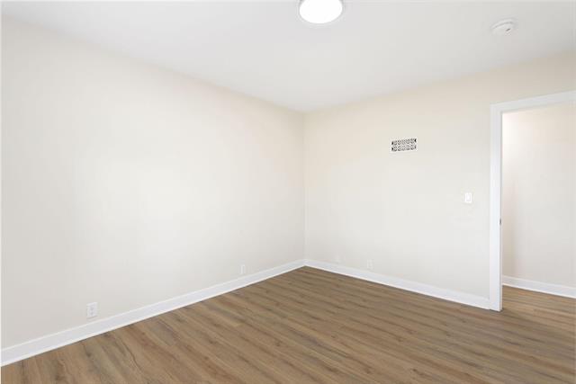 Builiding view thirteen for 3118 Cleveland, Saint Joseph, MI. 49085