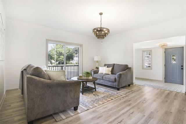 Builiding view eight for 222 Oak, South Haven, MI. 49090