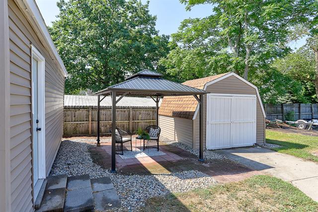 Builiding view twenty nine for 222 Oak, South Haven, MI. 49090