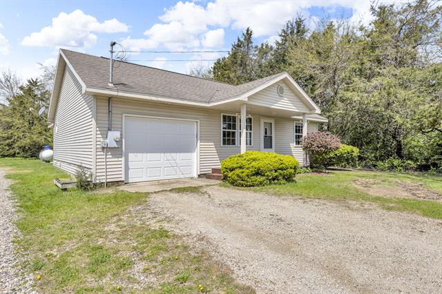 Builiding view four for 12938 Kelley, Brooklyn, MI. 49230