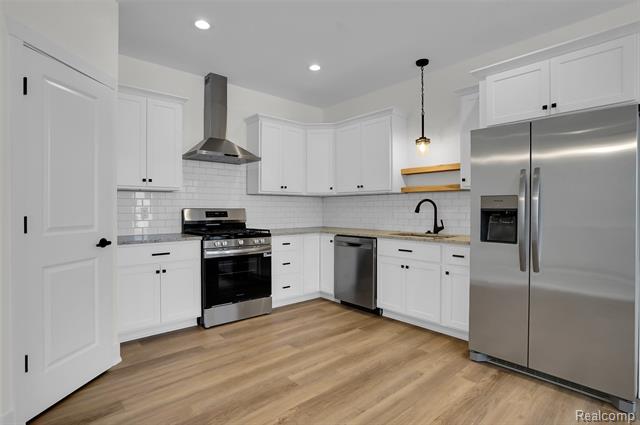 Builiding view eleven for 2324 Gilder Drive, Howell, MI. 48843