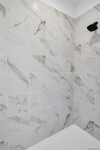 Builiding view seventeen for 2324 Gilder Drive, Howell, MI. 48843