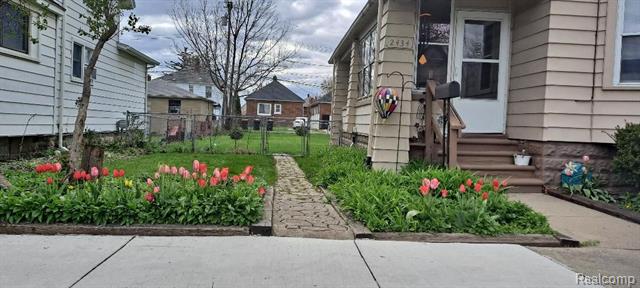 front view for 2434 3Rd, Trenton, Mi. 48183