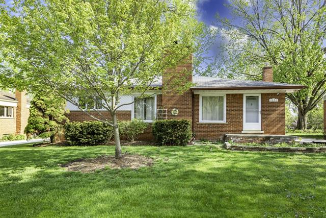 front view for 1620 Whittier Road, Ypsilanti, Mi. 48197