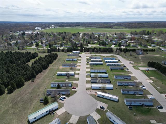 Builiding view thirty for 20768 Kalamazoo Road, Big Rapids, MI. 49307