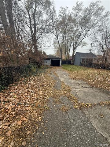 Builiding view five for 16837 Winthrop, Detroit, MI. 48235