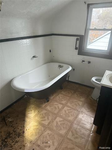 Builiding view fourteen for 16837 Winthrop, Detroit, MI. 48235