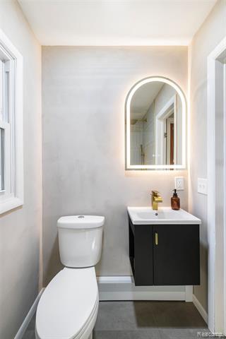 Builiding view nine for 4475 Thornapple, Burton, MI. 48509