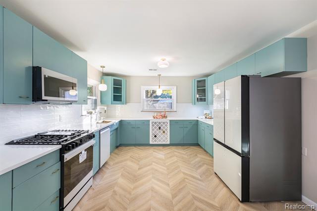 Builiding view six for 4475 Thornapple, Burton, MI. 48509