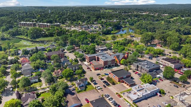 Builiding view fifty one for 120 E Liberty, Milford, MI. 48381