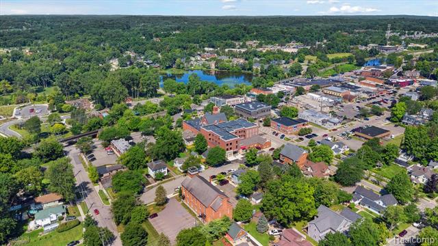 Builiding view forty four for 120 E Liberty, Milford, MI. 48381