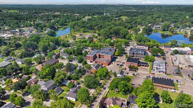 Builiding view forty two for 120 E Liberty, Milford, MI. 48381