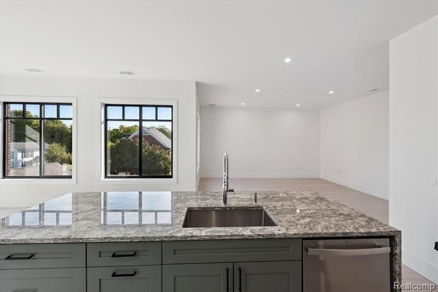 Builiding view four for 120 E Liberty, Milford, MI. 48381