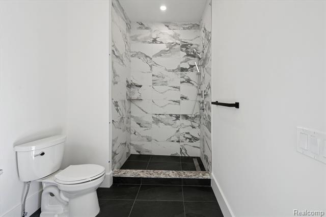 Builiding view six for 120 E Liberty, Milford, MI. 48381