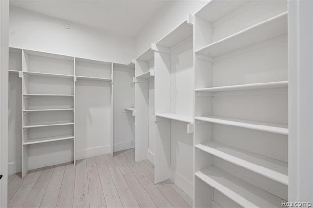 Builiding view thirty two for 120 E Liberty, Milford, MI. 48381