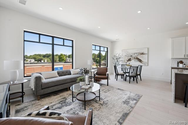 Builiding view twenty four for 120 E Liberty, Milford, MI. 48381