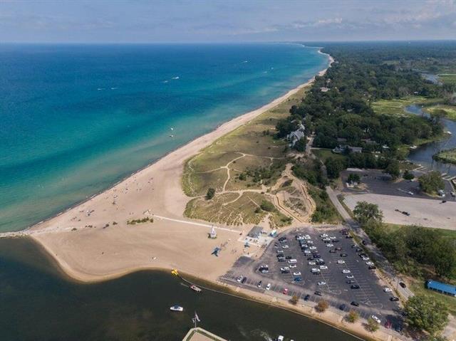 Builiding view thirty eight for 15105 Carpenter, Three Oaks, MI. 49128